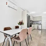 Appartement Beachfront First Line Modern With Ac