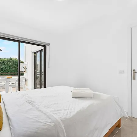Beachfront First Line Modern With Ac Playa de las Américas