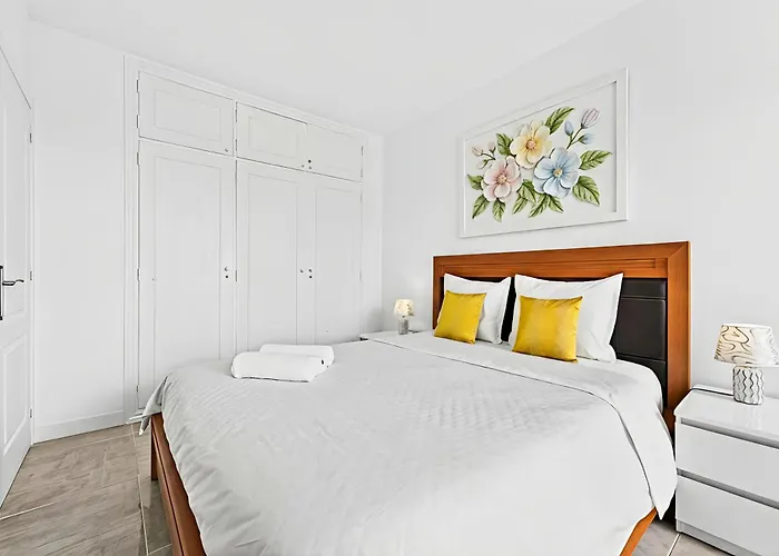 Beachfront First Line Modern With Ac Apartment